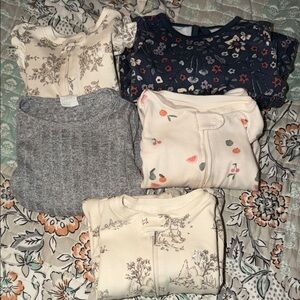 GAP Kids One Pieces Footies - Floral and Patterned